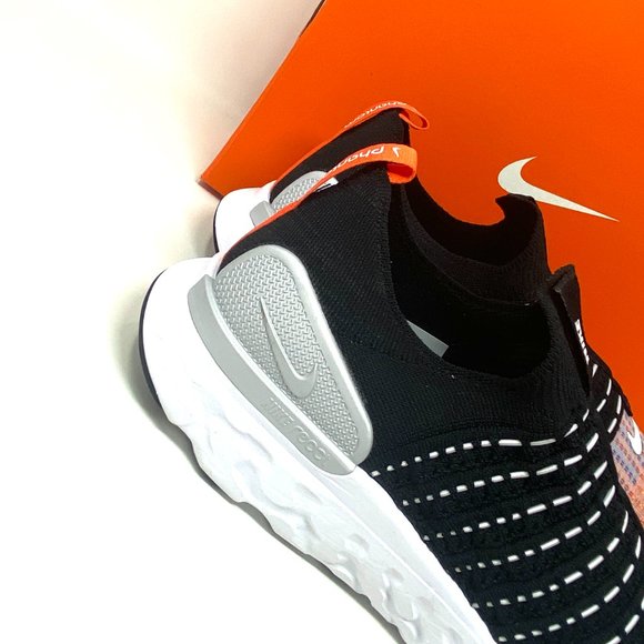 Nike React Phantom Run FK2 Black Orange White Sneaker Men's Size DQ7647 001 - Picture 10 of 12